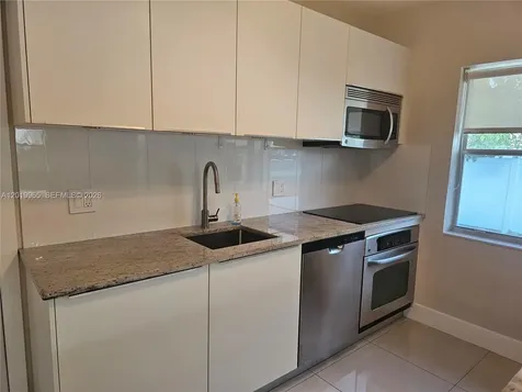 241 NE 1st Terrace Dania Beach FL 33004