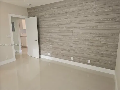 241 NE 1st Terrace Dania Beach FL 33004