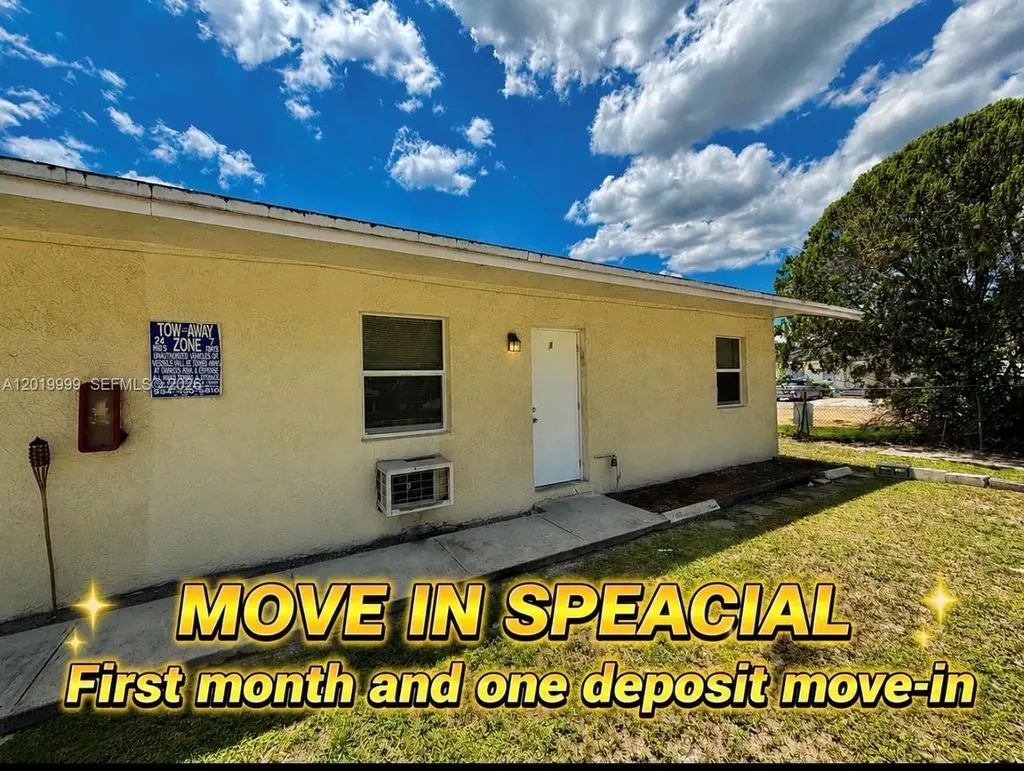 4801 SW 18th Street West Park FL 33023