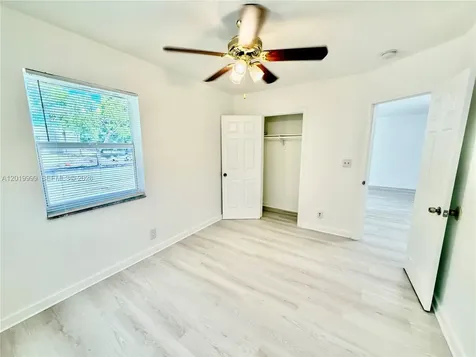 4801 SW 18th Street West Park FL 33023