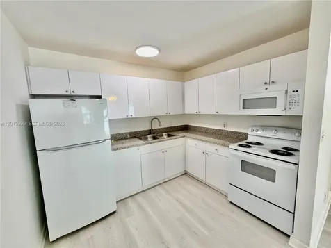 4801 SW 18th Street West Park FL 33023