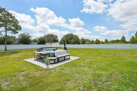 910 Richmond Avenue N Lehigh Acres FL 33972