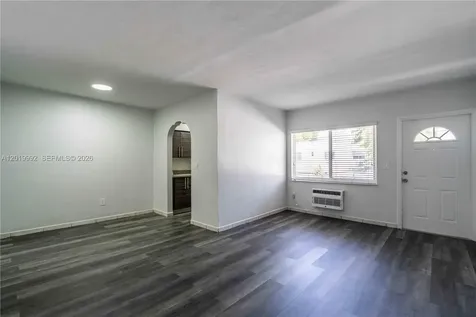 7911 Abbott Avenue Miami Beach FL 33141