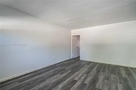7911 Abbott Avenue Miami Beach FL 33141