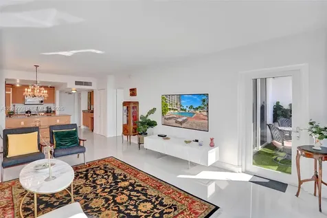 10275 Collins Avenue Bal Harbour FL 33154
