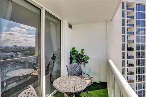 10275 Collins Avenue Bal Harbour FL 33154
