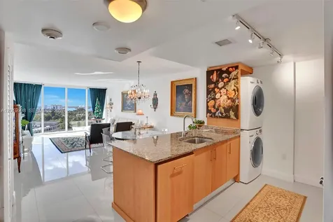 10275 Collins Avenue Bal Harbour FL 33154