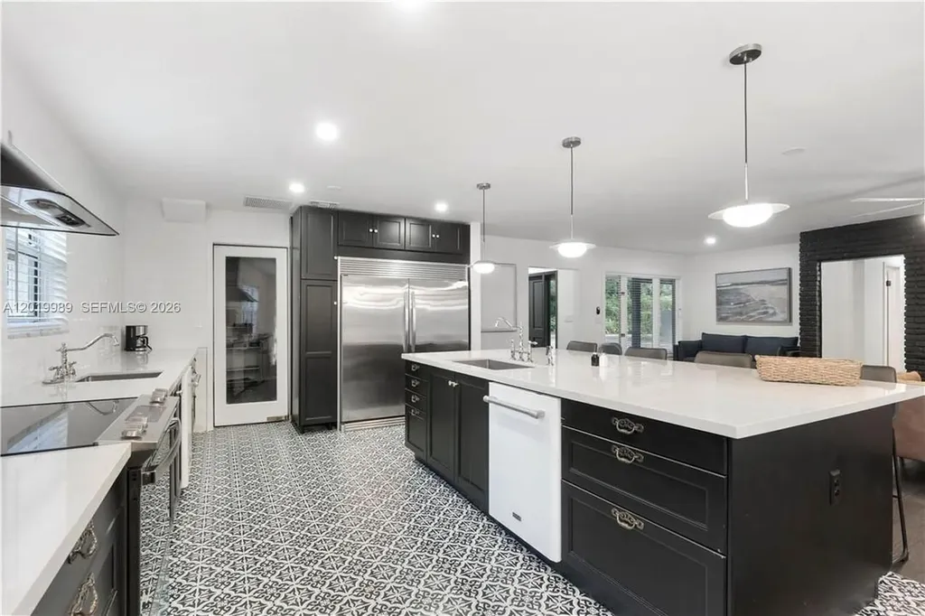 5840 SW 37th Avenue Dania Beach FL 33312