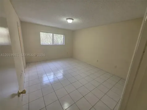 5500 W 21st Court Hialeah FL 33016