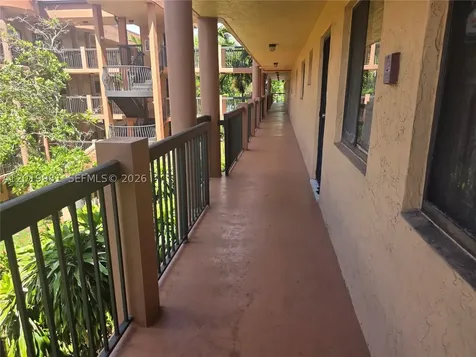 5500 W 21st Court Hialeah FL 33016