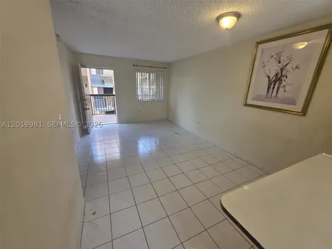 5500 W 21st Court Hialeah FL 33016