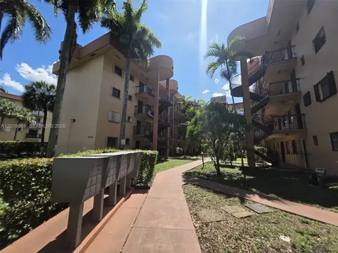5500 W 21st Court Hialeah FL 33016