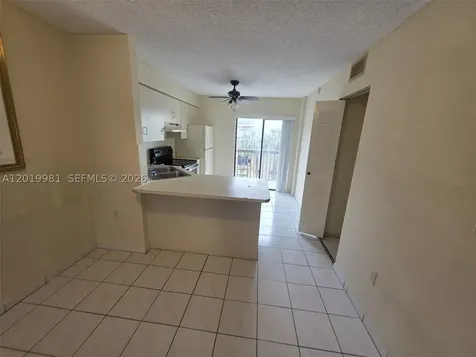 5500 W 21st Court Hialeah FL 33016