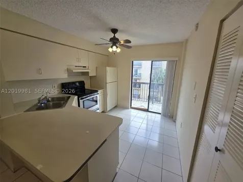 5500 W 21st Court Hialeah FL 33016