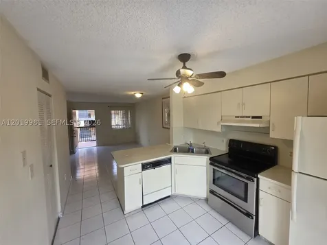 5500 W 21st Court Hialeah FL 33016