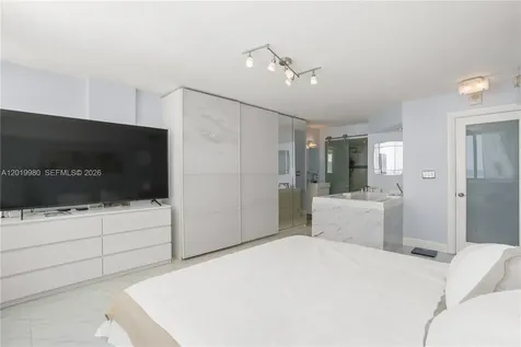 7135 Collins Avenue Miami Beach FL 33141