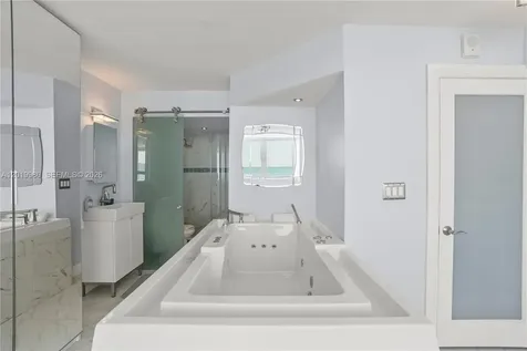 7135 Collins Avenue Miami Beach FL 33141