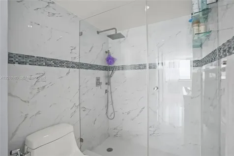 7135 Collins Avenue Miami Beach FL 33141