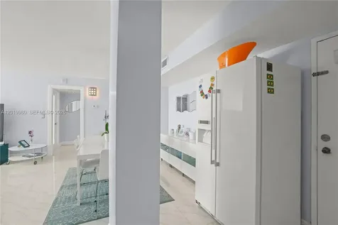 7135 Collins Avenue Miami Beach FL 33141
