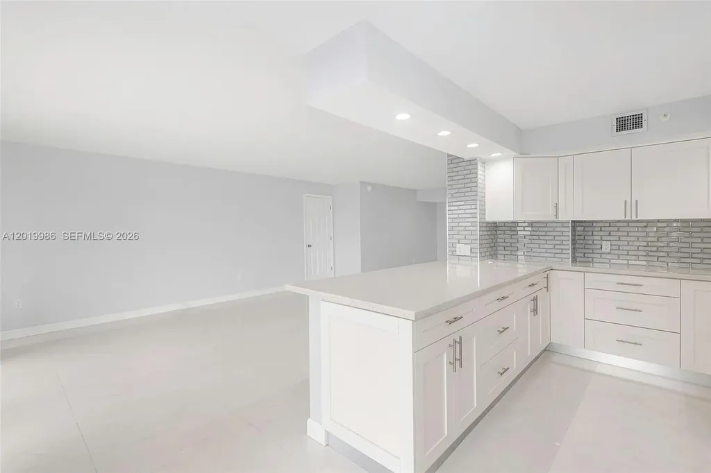 1201 S Ocean Drive Hollywood FL 33019
