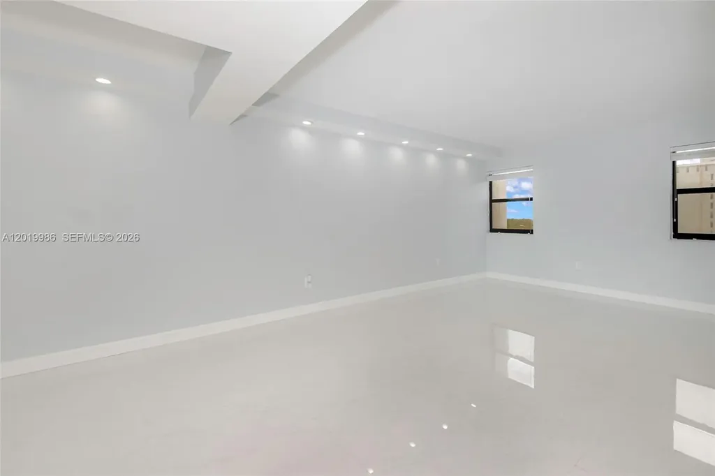 1201 S Ocean Drive Hollywood FL 33019