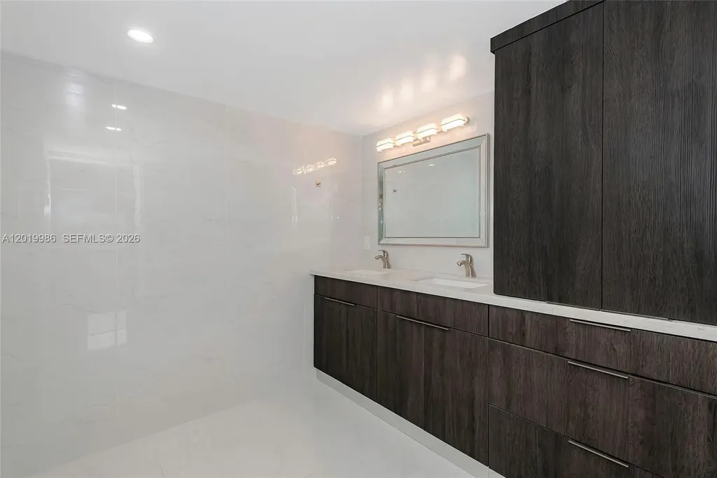 1201 S Ocean Drive Hollywood FL 33019