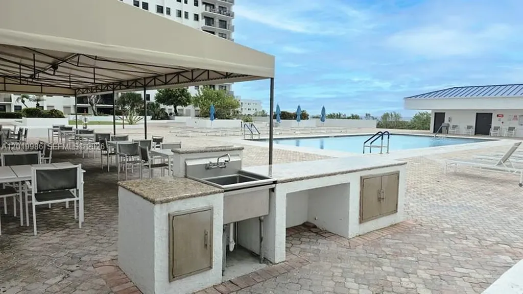 1201 S Ocean Drive Hollywood FL 33019