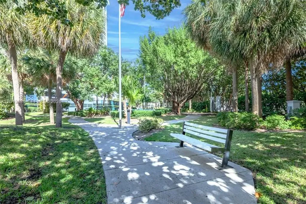 1201 S Ocean Drive Hollywood FL 33019