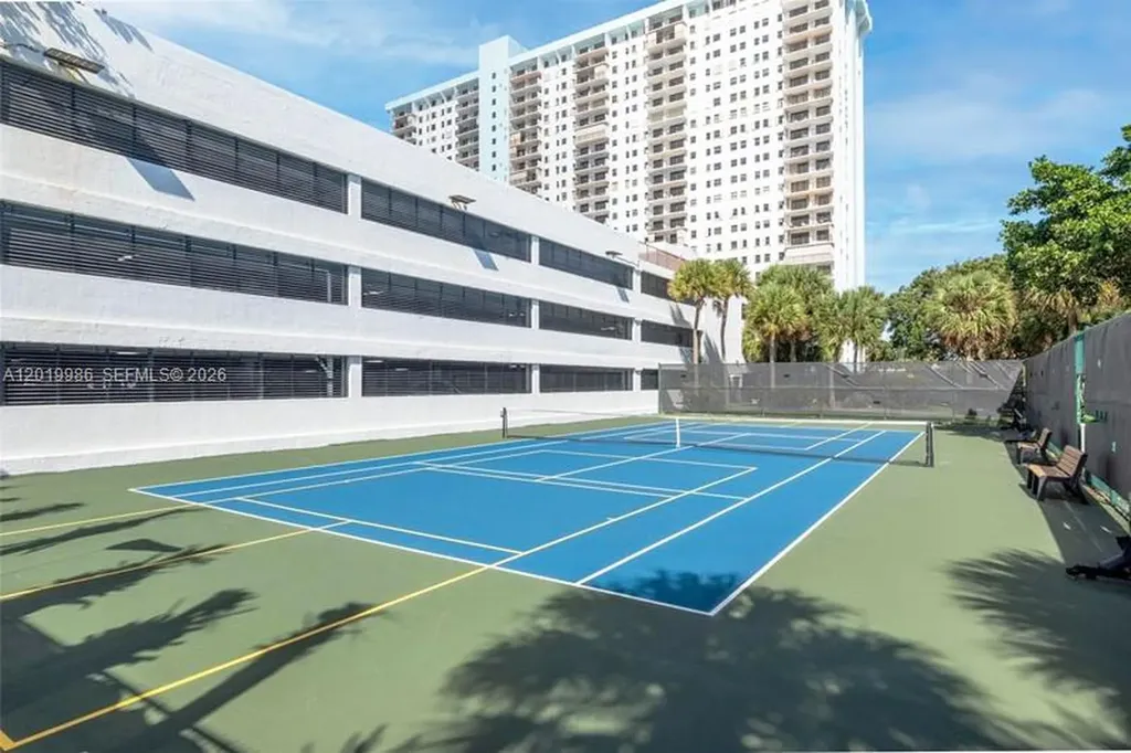 1201 S Ocean Drive Hollywood FL 33019