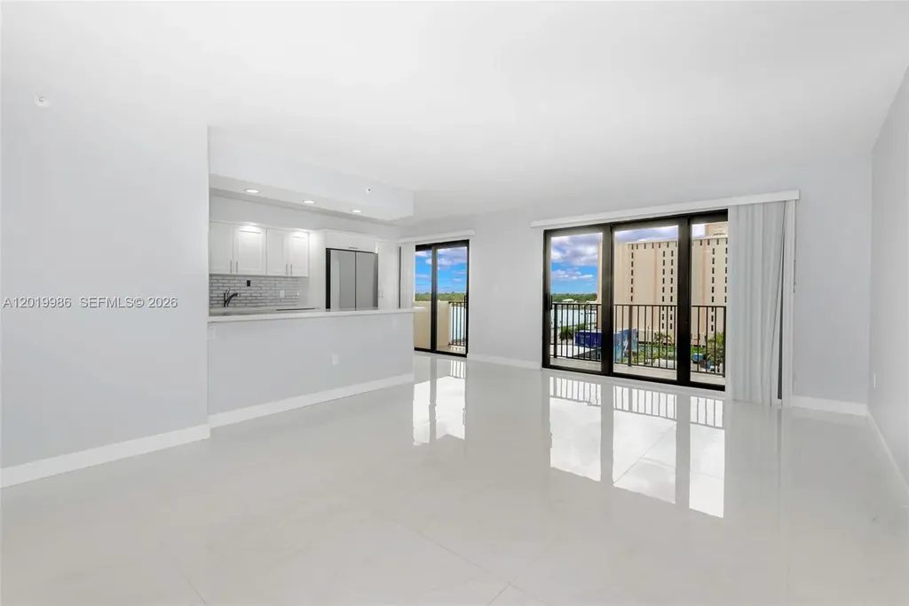 1201 S Ocean Drive Hollywood FL 33019