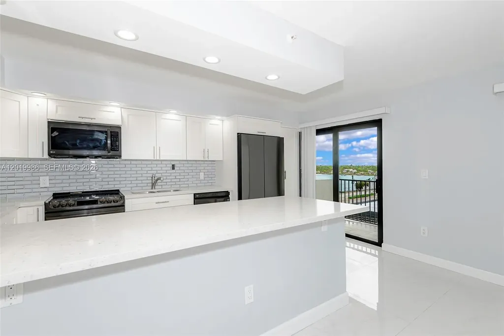 1201 S Ocean Drive Hollywood FL 33019