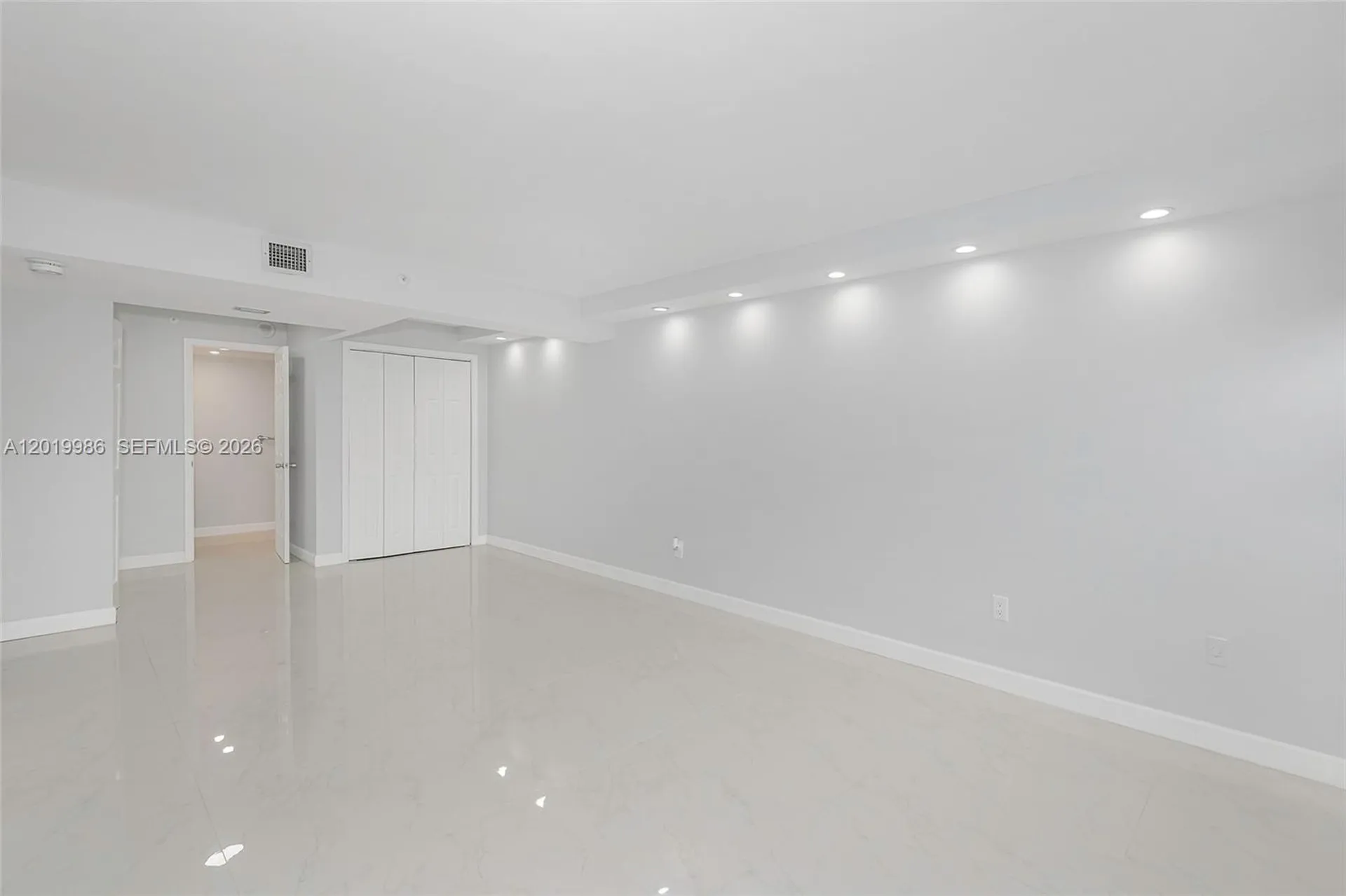 1201 S Ocean Drive Hollywood FL 33019