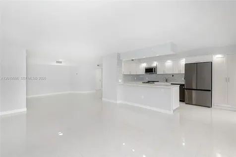 1201 S Ocean Drive Hollywood FL 33019