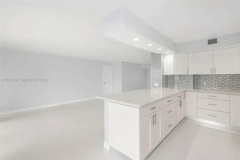 1201 S Ocean Drive Hollywood FL 33019