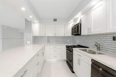1201 S Ocean Drive Hollywood FL 33019