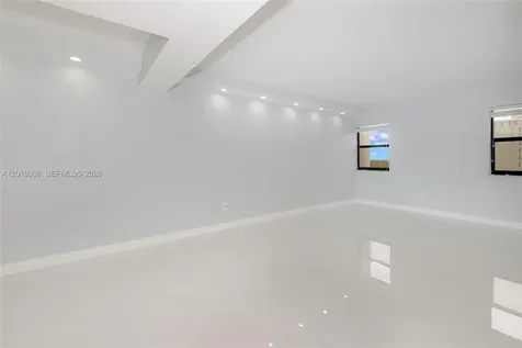 1201 S Ocean Drive Hollywood FL 33019