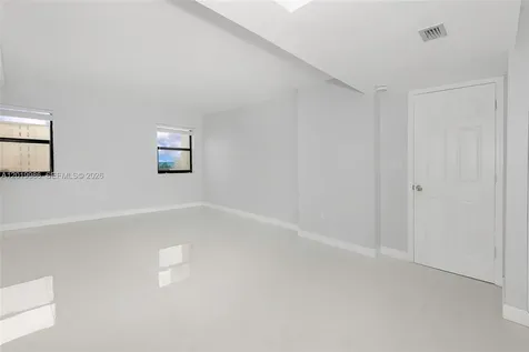 1201 S Ocean Drive Hollywood FL 33019