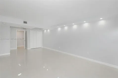 1201 S Ocean Drive Hollywood FL 33019