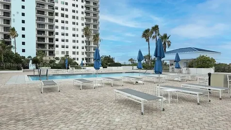 1201 S Ocean Drive Hollywood FL 33019
