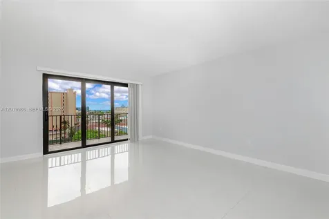 1201 S Ocean Drive Hollywood FL 33019