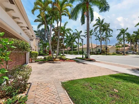 2288 Quail Roost Drive Weston FL 33327