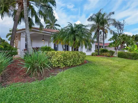 2288 Quail Roost Drive Weston FL 33327