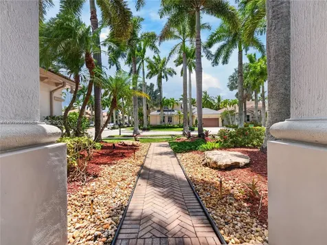 2288 Quail Roost Drive Weston FL 33327
