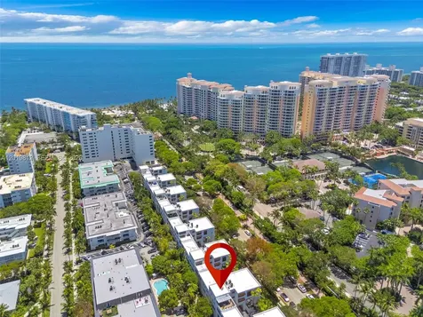 209 E Enid Drive Key Biscayne FL 33149