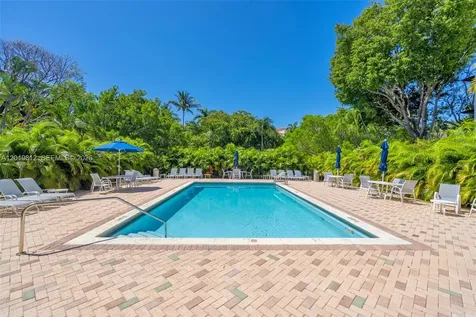 209 E Enid Drive Key Biscayne FL 33149