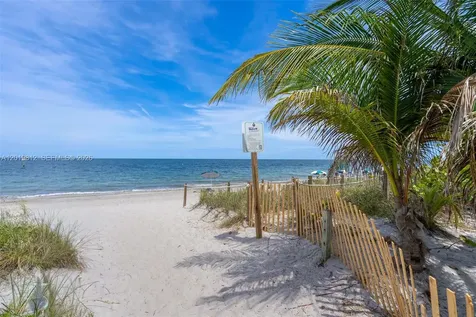 209 E Enid Drive Key Biscayne FL 33149