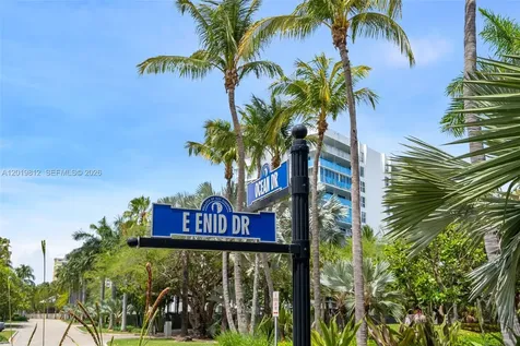 209 E Enid Drive Key Biscayne FL 33149