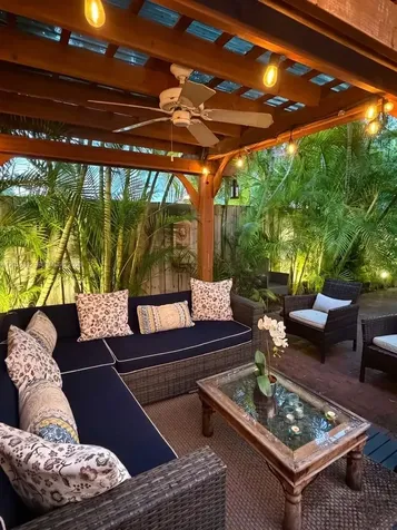 209 E Enid Drive Key Biscayne FL 33149