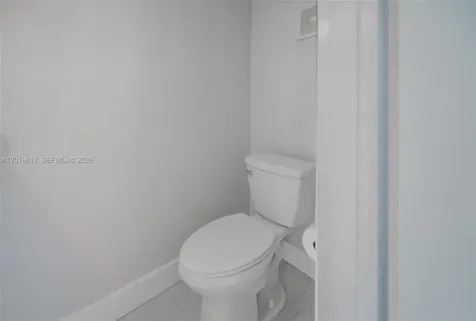 17800 Atlantic Boulevard Sunny Isles Beach FL 33160