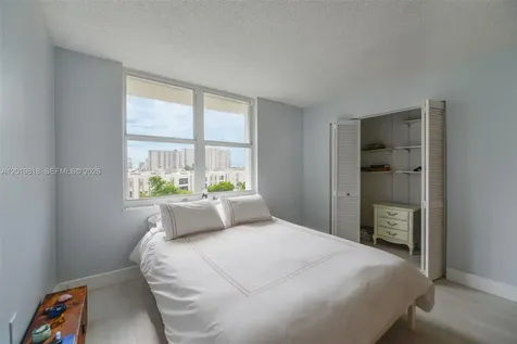 17800 Atlantic Boulevard Sunny Isles Beach FL 33160